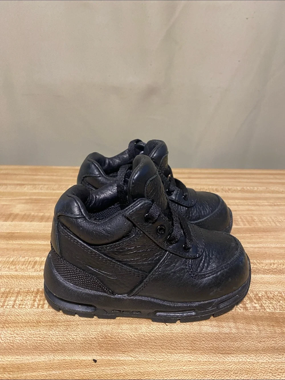 Nike Air Max Goadome All Condition Gear  Leather Winter Boots Black Toodler 6c